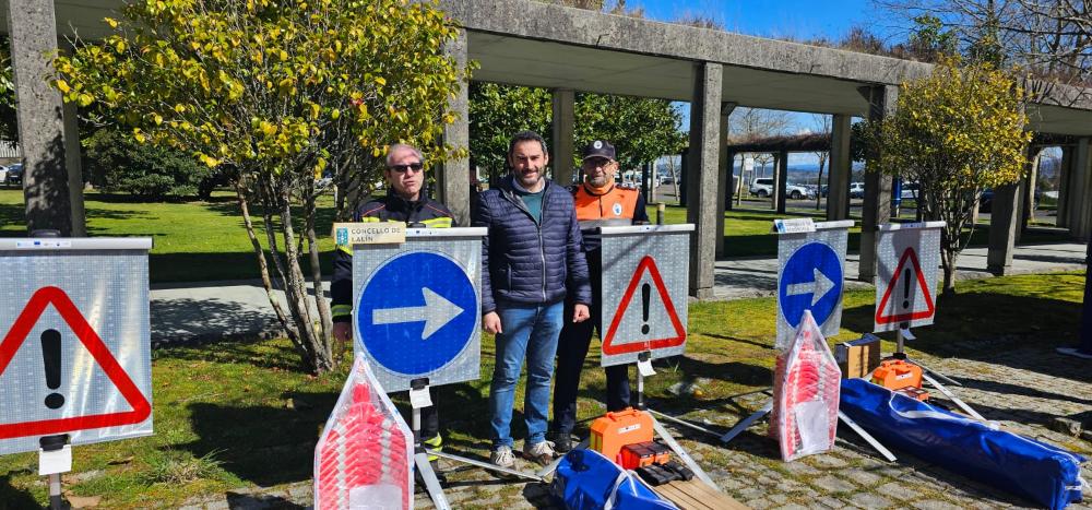 Imagen O CONCELLO DE LALÍN RECIBE DA XUNTA NOVO MATERIAL LOXÍSTICO DE SEGURIDADE VIARIA