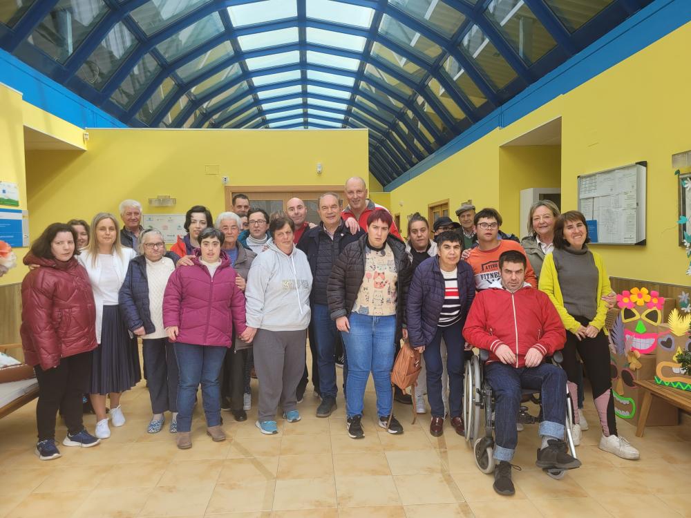 Imagen INAUGURACIÓN DAS OBRAS DE SANEAMENTO RECENTEMENTE FINALIZADAS NO ENTORNO DE ASPADEZA, QUE DARÁN SERVIZO A ESTE CENTRO, AO CLUB HÍPICO E...