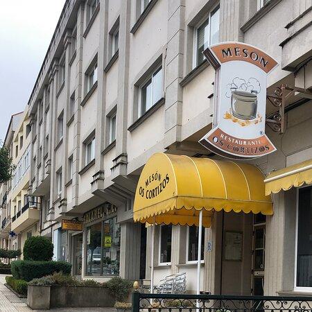 Imaxe: Mesón Os Cortizos