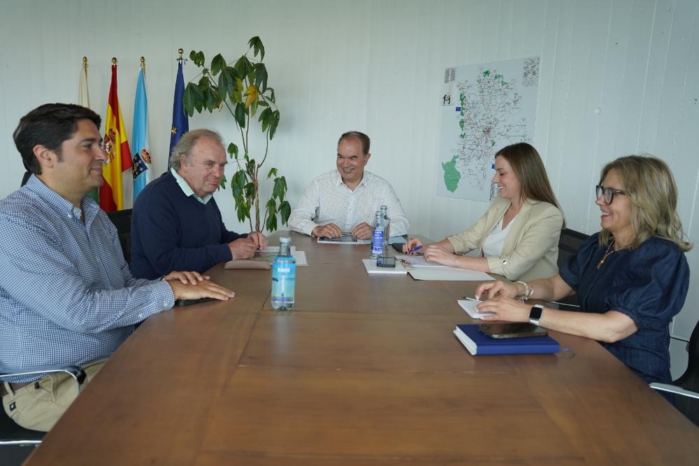 Imagen PRIMEIRA REUNIÓN DA COMISIÓN LORIGA PARA COMEZAR A PREPARAR OS ACTOS DE HOMENAXE AO AVIADOR POLO CENTENARIO DO VOO MADRID MANILA E DA SÚA...