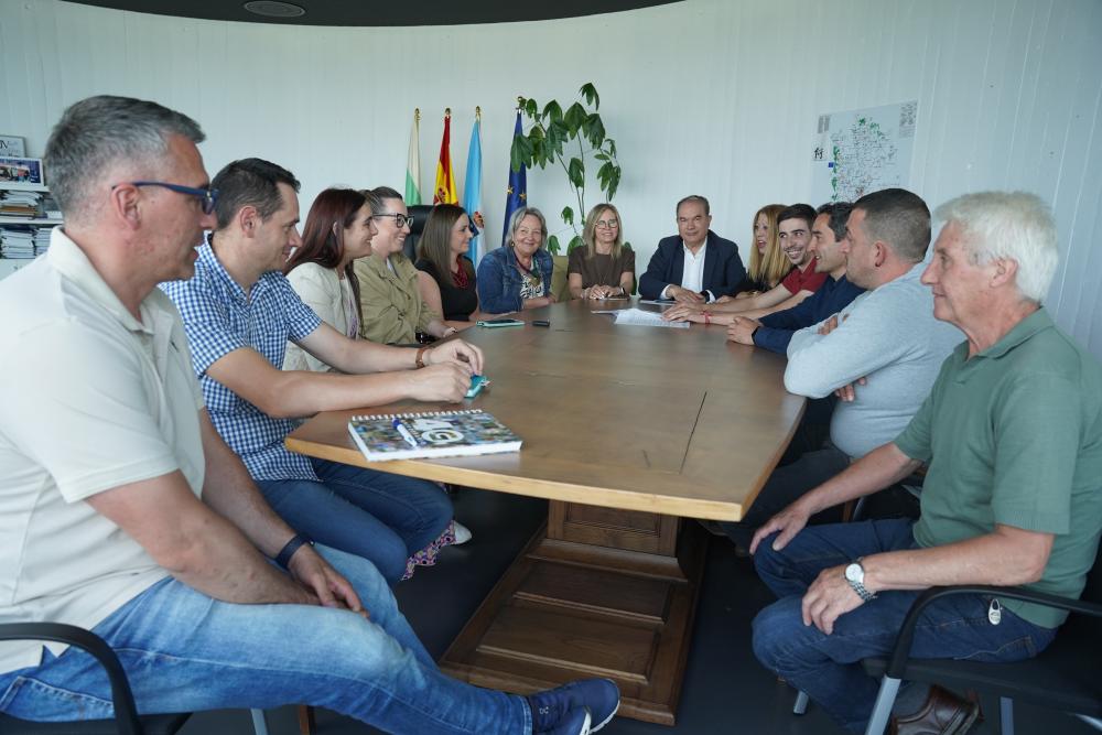 Imagen CRESPO ACOMETE UNHA PEQUENA MODIFICACIÓN NO ORGANIGRAMA DO GOBERNO NO ECUADOR DE MANDATO PARA REFORZAR ÁREAS CLAVE