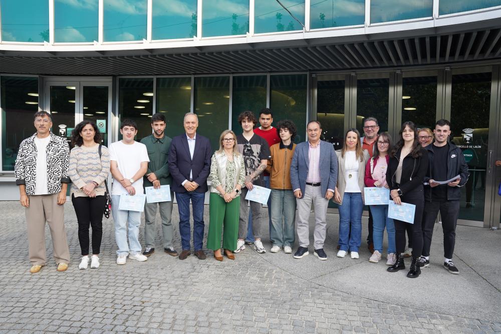 Imagen CLAUSURA DO PROGRAMA DE GARANTÍA XUVENIL AMOREA QUE CONTOU CUN INVESTIMENTO DE 280.000 EUROS NA FORMACIÓN DE 10 MOZOS E MOZOS DE LALÍN
