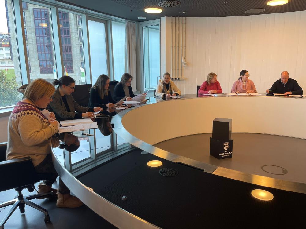 Imagen RAQUEL FERNÁNDEZ E ANA BLANCO, CARMIÑA GARCÍA E O EQUIPO FEMININO GTR ÁLZANSE CO XVII PREMIO ÁS MULLERES “DNA. MARUJA GUTIERREZ” 2023