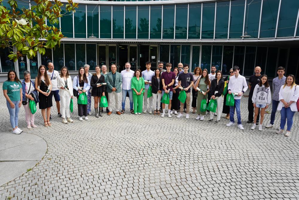 Imagen O CONCELLO RECOÑECE A EXCELENCIA ACADÉMICA DO ALUMNADO LALINENSE NA ABAU