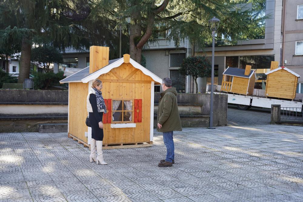 Imagen COMEZA A MONTAXE DAS ALDEAS DE NADAL QUE SE INAUGURARÁN O VINDEIRO 1 DE DECEMBRO