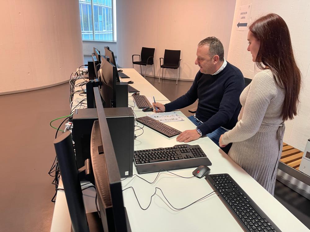 Imagen INICIO DA ACTUALIZACIÓN TECNOLÓXICA DOS EQUIPOS MUNICIPAIS QUE REMATARÁN CA MIGRACIÓN DOS SERVIZOS Á NUBE E A MODERNIZACIÓN DE TODA OS...