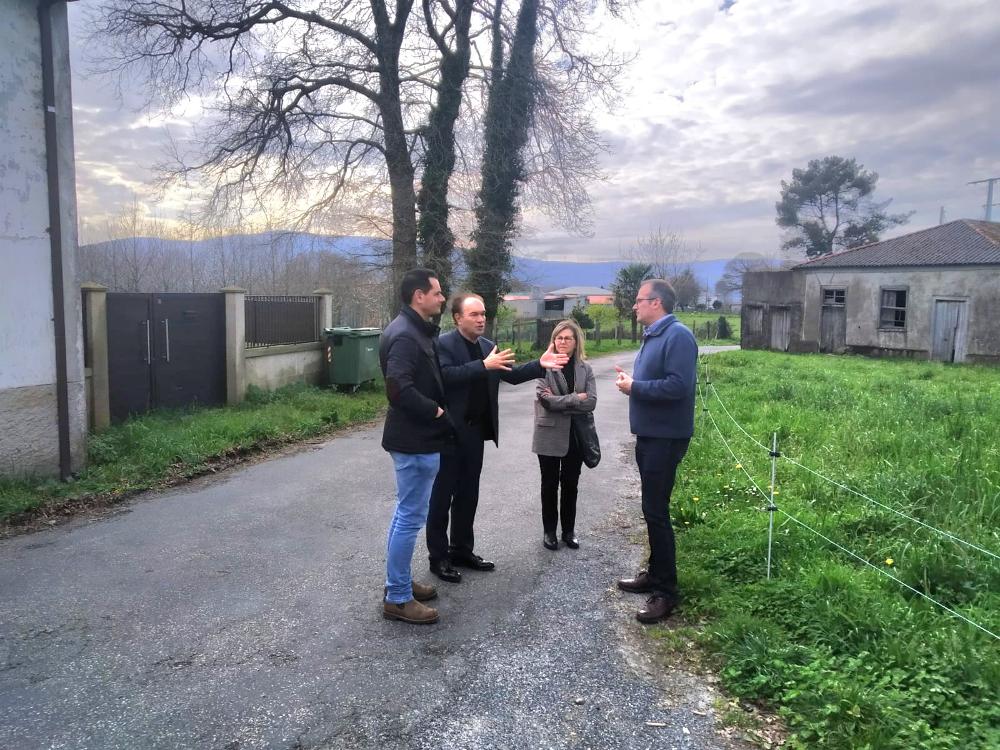 Imagen CRESPO ACORDA CO RESPONSABLE DAS ITV´S MÓBILES UBICACIÓNS ALTERNATIVAS EN CERCIO E VILATUXE PARA QUE DESDE O VINDEIRO ANO SE POIDA...