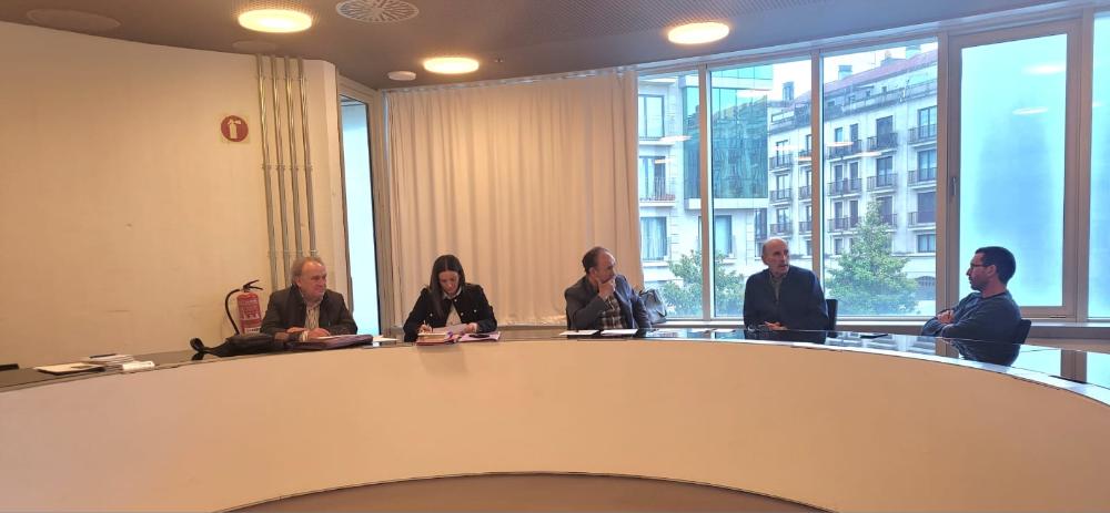 Imagen REUNIÓN DA COMISIÓN ENCARGADA DOS ACTOS DO MATEMÁTICO RODRÍGUEZ PARA DESEÑAR ACCIÓNS ESPECÍFICAS EN LALÍN QUE COMPLEMENTEN O AMPLO...